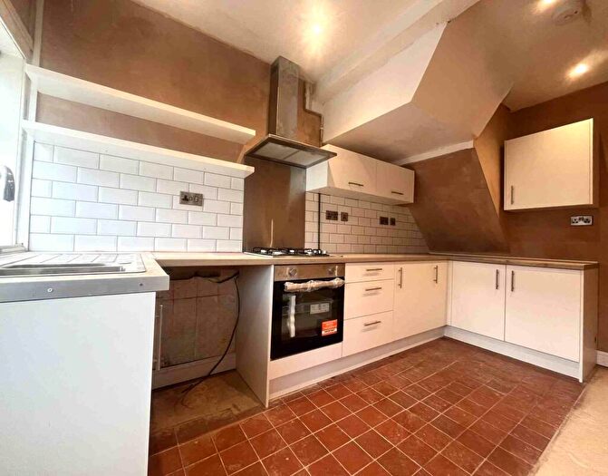 3 Bedroom Terraced House To Rent In Third Avenue, Forest Town, NG19