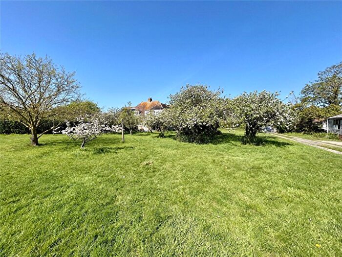 5 Bedroom Semi-Detached House For Sale In Keynor Lane, Sidlesham, Chichester, PO20