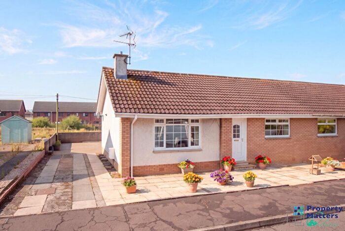 2 Bedroom Semi-Detached Bungalow To Rent In Beechgrove Road, Mauchline, KA5