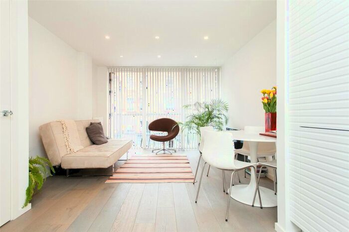 1 Bedroom Apartment To Rent In Worcester Point, Central Street, London, EC1V