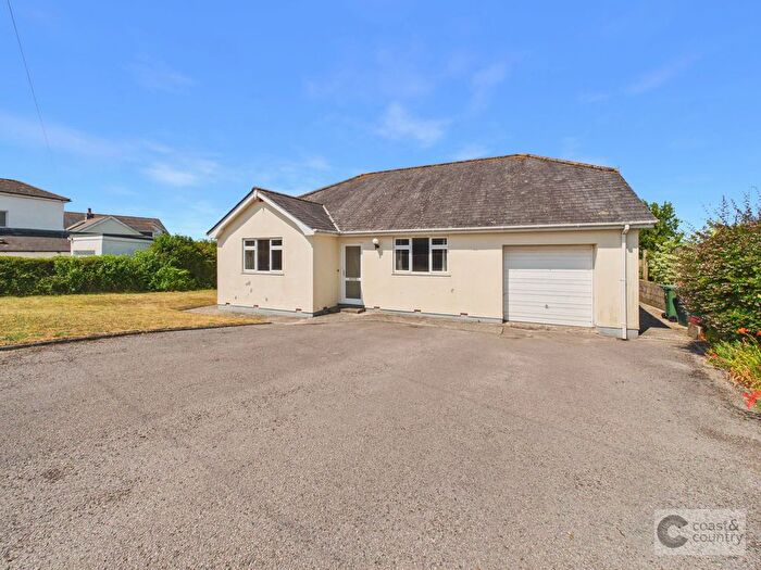 3 Bedroom Bungalow For Sale In Blackstone Road, Ipplepen, TQ12