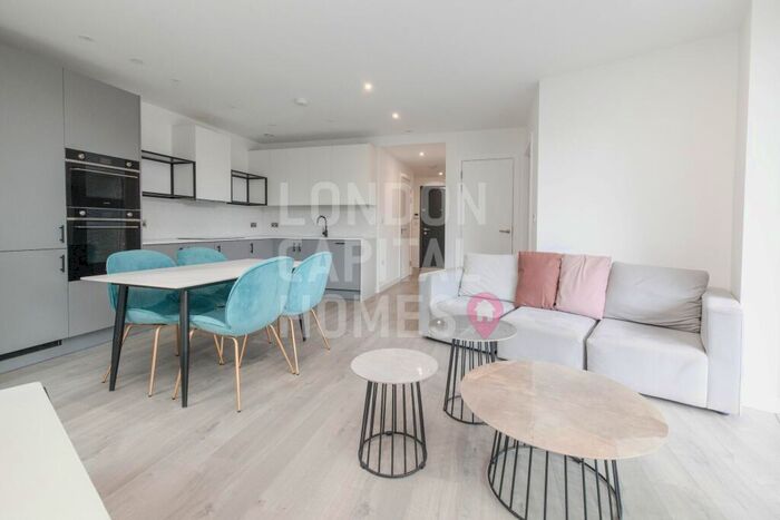 1 Bedroom Apartment To Rent In Willowbrook House, Coster Avenue, London, N4
