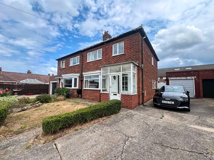 3 Bedroom Semi-Detached House For Sale In Laurel Close, Saltburn-By-The-Sea, TS12