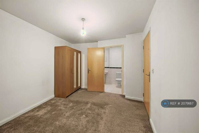 2 Bedroom Flat To Rent In Bell House, Wembley, HA9