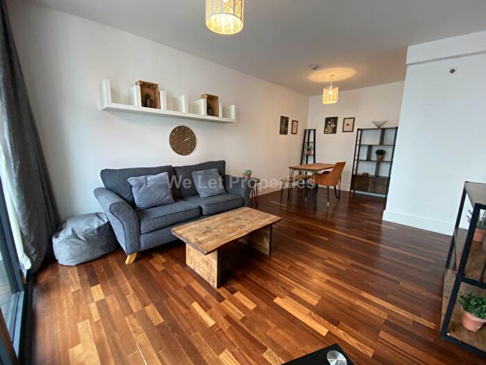 2 Bedroom Flat To Rent In Burton Place, Castlefield, M15