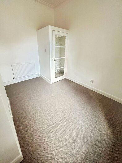 1 Bedroom Flat To Rent In Cromwell Road, Grimsby, Lincolnshire, DN31