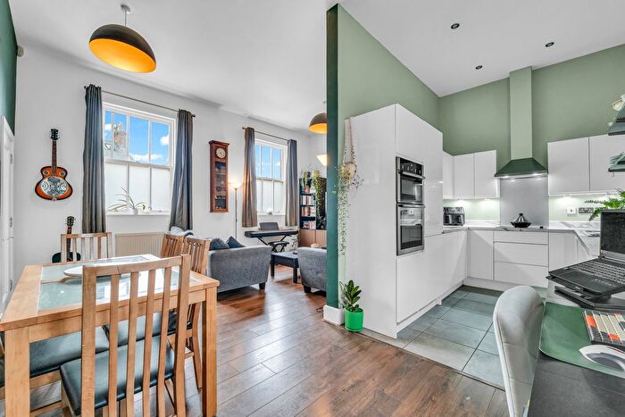 5 Bedroom Semi-Detached House For Sale In The Maltings, Sileby, Loughborough, LE12