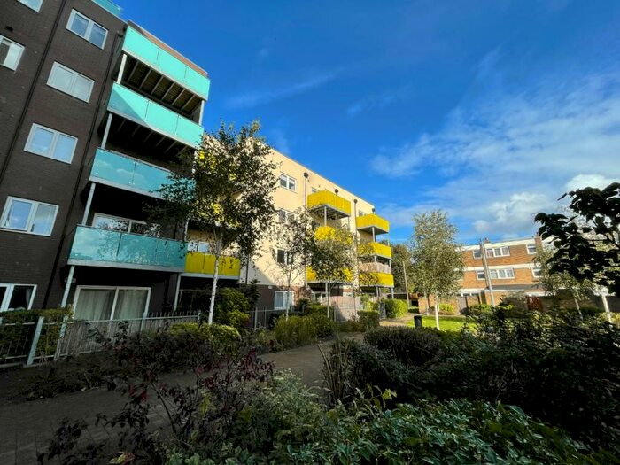 1 Bedroom Apartment To Rent In Bow Common Lane, E3