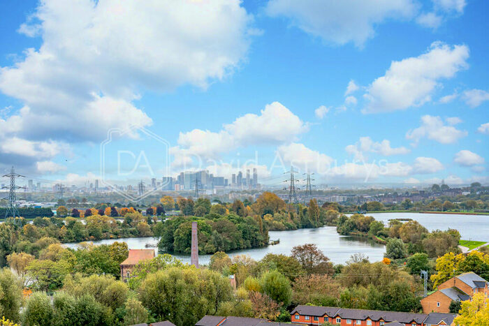 3 Bedroom Apartment To Rent In Hale Wharf, Tottenham Hale, London, N17