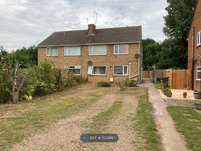 2 Bedroom Maisonette To Rent In Woodfield Avenue, Lincoln, LN6