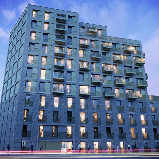 2 Bedroom Apartment For Sale In The Hive, Luton, LU1