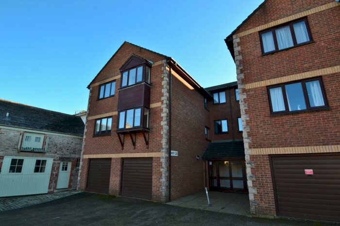 1 Bedroom Flat To Rent In Swanage, BH19