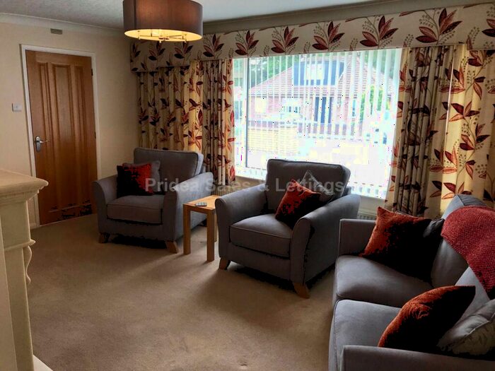 2 Bedroom Bungalow To Rent In Accommodation Road, Horncastle, LN9