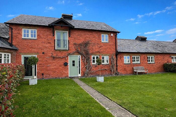 4 Bedroom Detached House For Sale In Borras Hall Lane, Wrexham, LL13