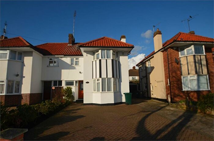 3 Bedroom Semi Detached House To Rent In Devonshire Road, Mill Hill, NW7