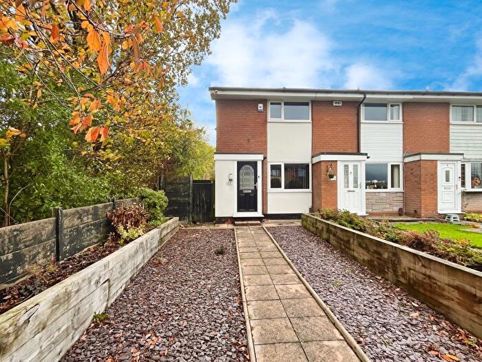 2 Bedroom Town House For Sale In Bembridge Drive, Darcy Lever, BL3