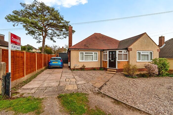 3 Bedroom Detached Bungalow For Sale In Mount Avenue, Hednesford, Cannock, WS12