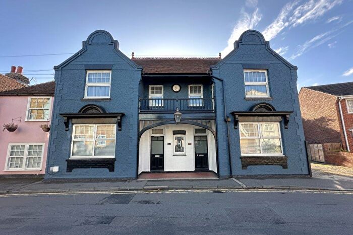 2 Bedroom Flat To Rent In Golf Road, Deal, CT14