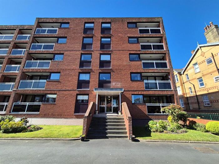 2 Bedroom Apartment For Sale In Clifton Drive North, Lytham St. Annes, FY8