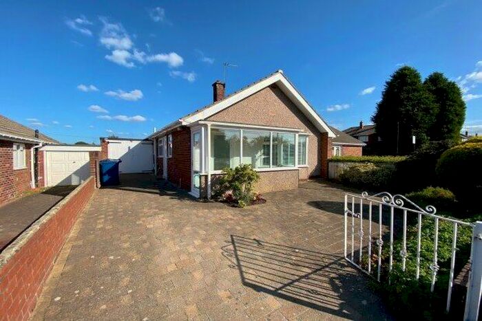 2 Bedroom Bungalow To Rent In Thropton Crescent, Newcastle Upon Tyne, NE3