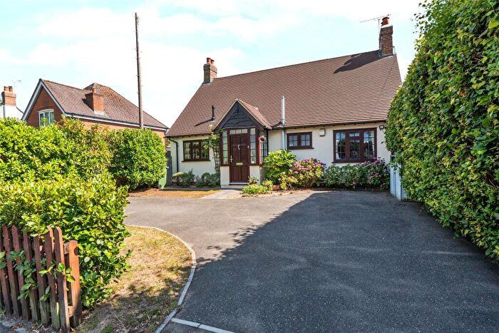 4 Bedroom Detached House For Sale In Westfield Road, Woking, Surrey, GU22