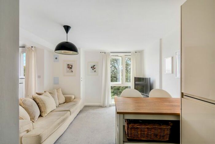 1 Bedroom Flat To Rent In Athlone Street, Kentish Town, London, NW5