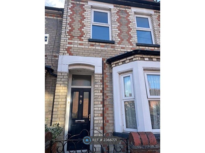 2 Bedroom Flat To Rent In Field Road, Reading, RG1