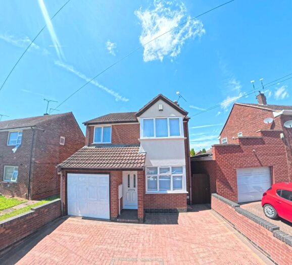 3 Bedroom Detached House For Sale In Beake Ave, Coventry, CV6
