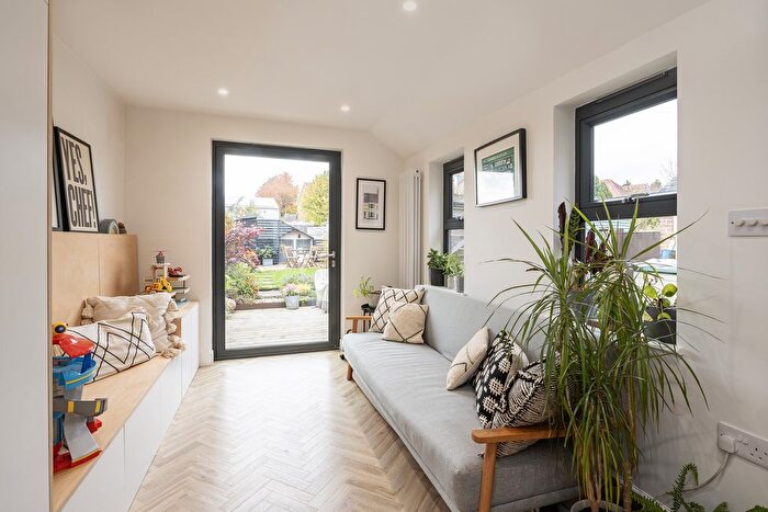 3 Bedroom Terraced House For Sale In Berkhampstead Road, Chesham, HP5