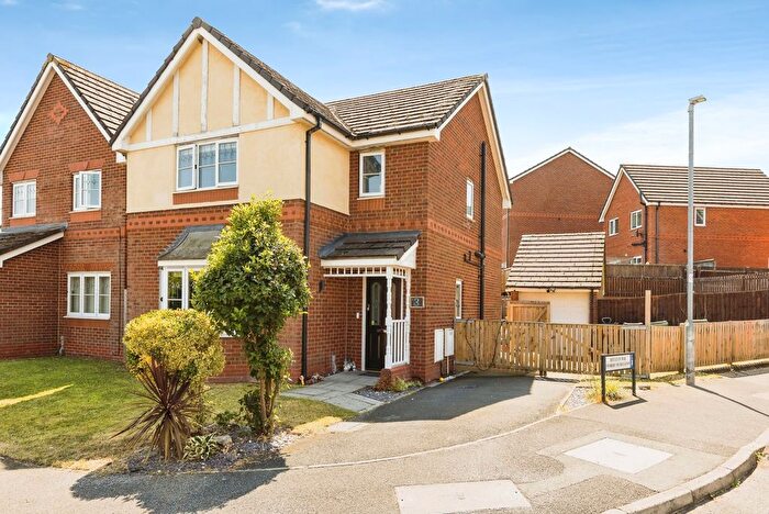 3 Bedroom Detached House For Sale In Alyn Road, Gwersyllt, Wrexham, LL11