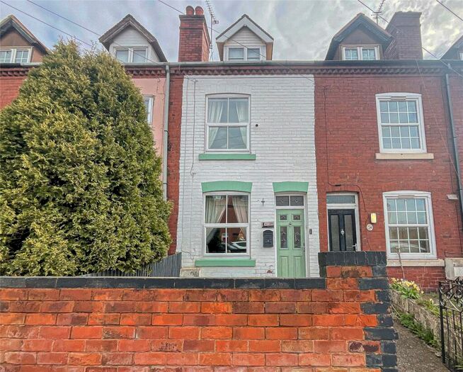 3 Bedroom Terraced House For Sale In Piccadilly, Tamworth, Warwickshire, B78