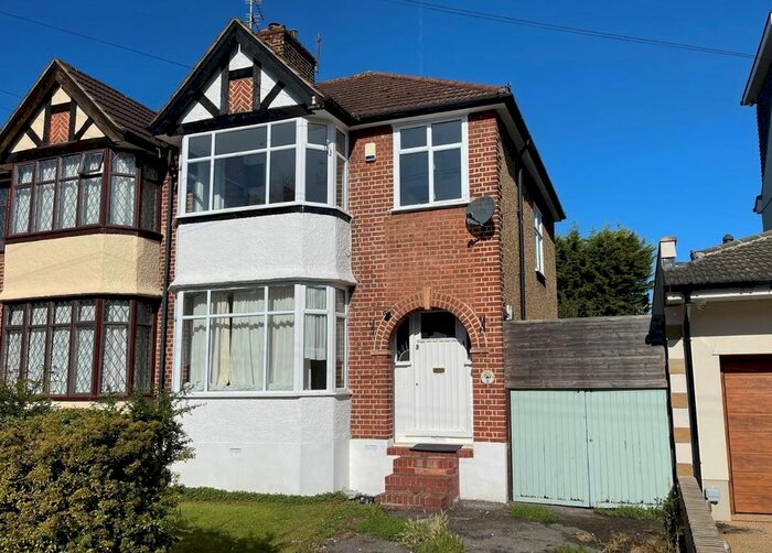 3 Bedroom End Of Terrace House To Rent In Woodside Avenue, Chislehurst, BR7
