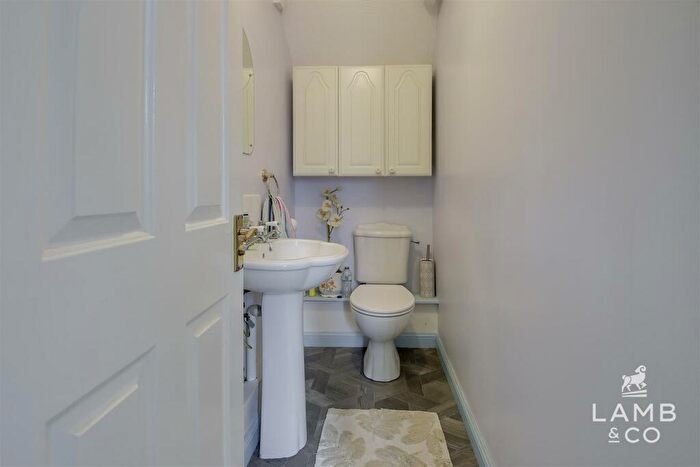 4 Bedroom Detached House For Sale In Oxborrow Close, Kirby Cross, Frinton-On-Sea, CO13