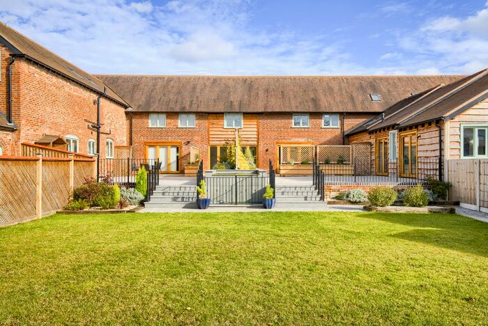 3 Bedroom Barn Conversion For Sale In Wolverhampton Road, Prestwood Stourbridge, DY7