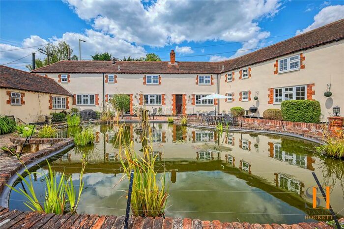 3 Bedroom House For Sale In The Square, Margaretting, Ingatestone, Essex, CM4