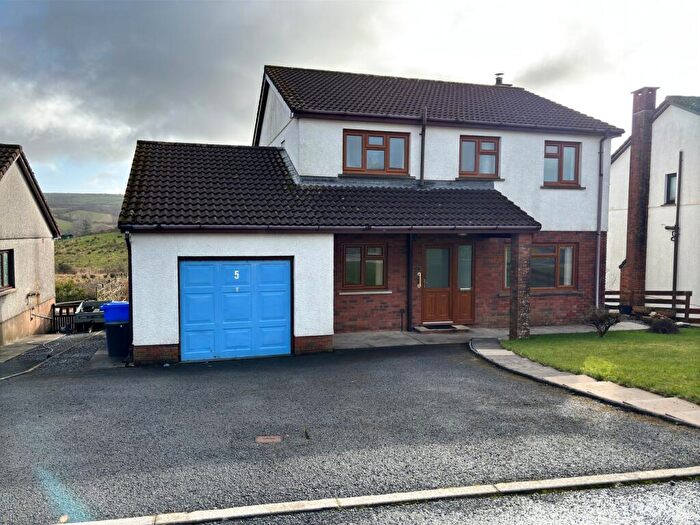 4 Bedroom Detached House For Sale In Bro Helyg, Rhydargaeau, Carmarthen, SA32