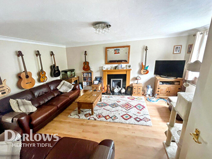 3 Bedroom Detached House For Sale In The Rise, Aberdare, CF44