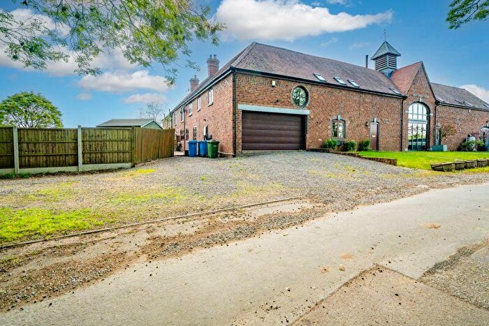 4 Bedroom Barn Conversion For Sale In Iverley, Stourbridge, DY7