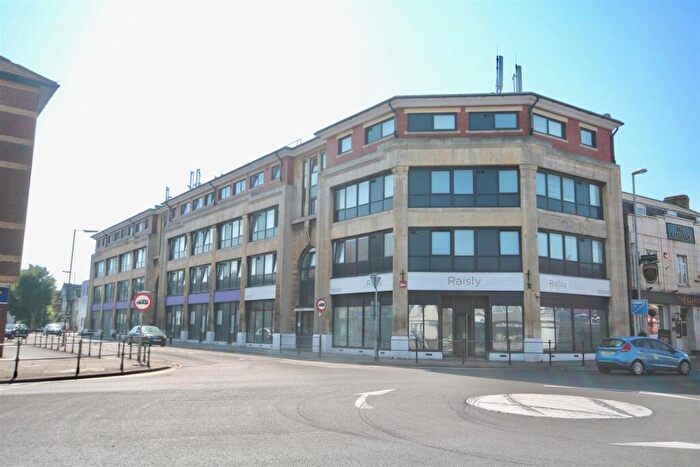 1 Bedroom Flat To Rent In Cornerstone House, London Road, Portsmouth, Hampshire, PO2