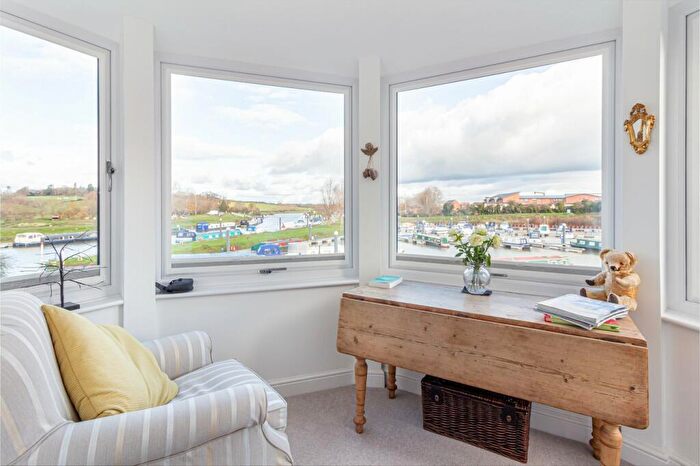3 Bedroom Terraced House For Sale In Harbour View, Tewkesbury, Tewkesbury, GL20