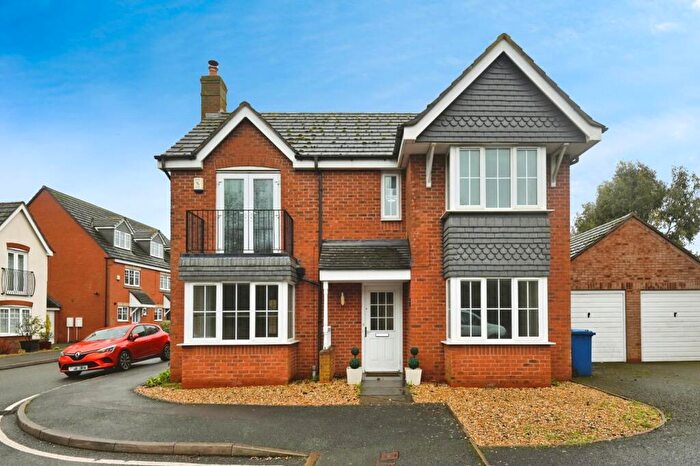 3 Bedroom Detached House For Sale In Barlow Avenue, Glascote, , Tamworth, B77