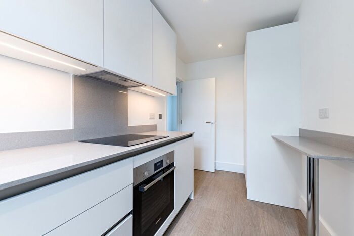 1 Bedroom Flat To Rent In Kings Road, London, SW3