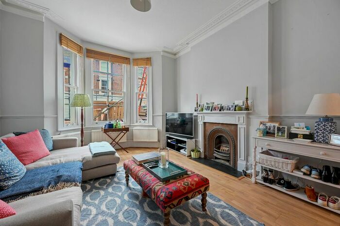 2 Bedroom Maisonette To Rent In Southerton Road, London, W6