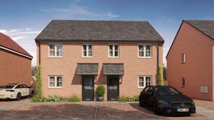 3 Bedroom Semi-Detached House For Sale In Manthorpe Chase, Grantham, NG31