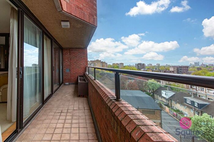 2 Bedroom Flat For Sale In Finchley Road, Cresta House, NW3