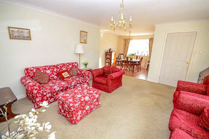 2 Bedroom Bungalow For Sale In Picktree Lodge, Chester Le Street, DH3
