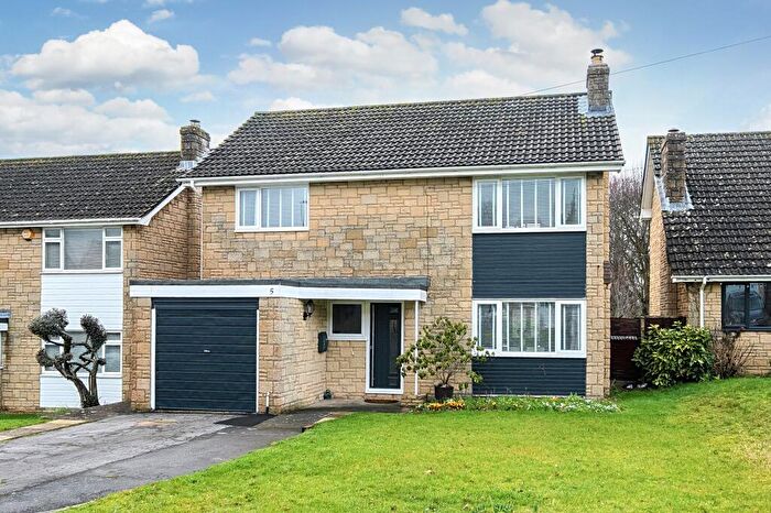 4 Bedroom Detached House For Sale In The Croft, Painswick, Stroud, GL6