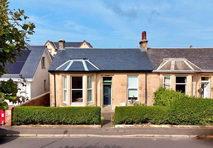 2 Bedroom Bungalow For Sale In Marina Road, Prestwick, KA9