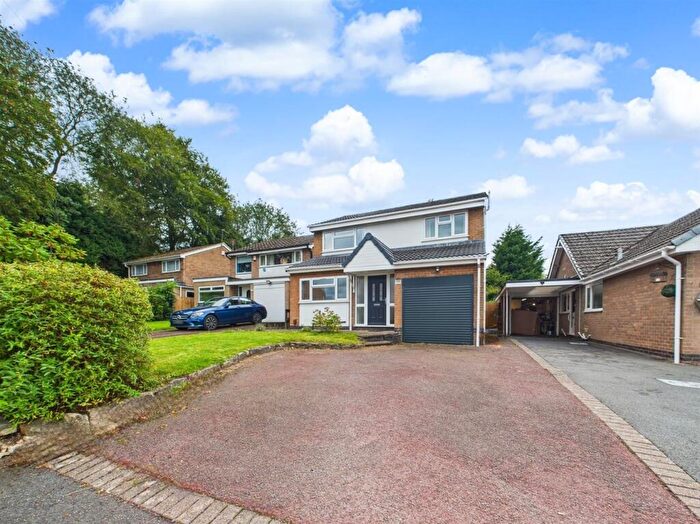 4 Bedroom Detached House To Rent In Dean Close, Littleover, Derby, DE23