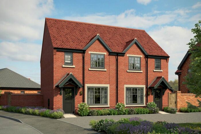 2 Bedroom Property To Rent In Hayfield Close, Worcester, WR2